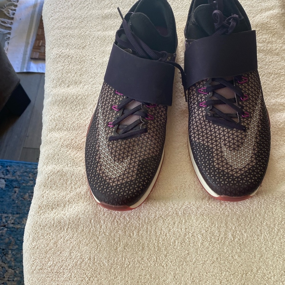 Nike zoom women sneakers black lavender pink brand new without box